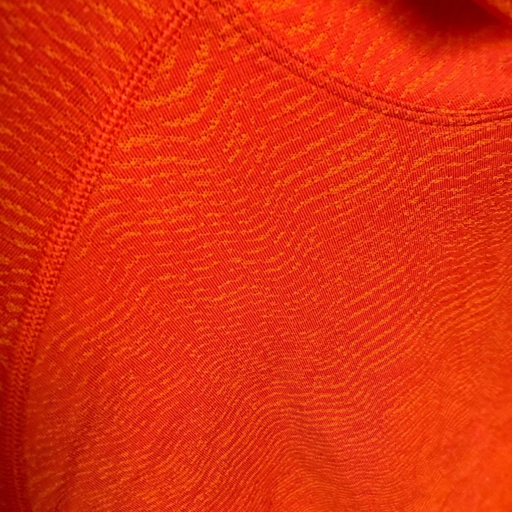 Metal Vent Tech Hoodie - XXL Men’s Lululemon Top, Longsleeves, Orange - Picture 7 of 7